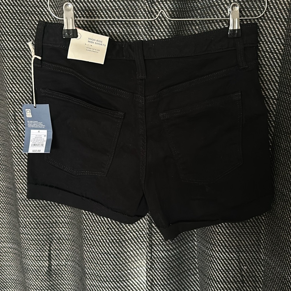 Universal Thread Shorts - Picture 4 of 4